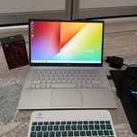 ASUS VivoBook 14FHD/SSD-128GB/Мышка, коврик! Работает стабильно!