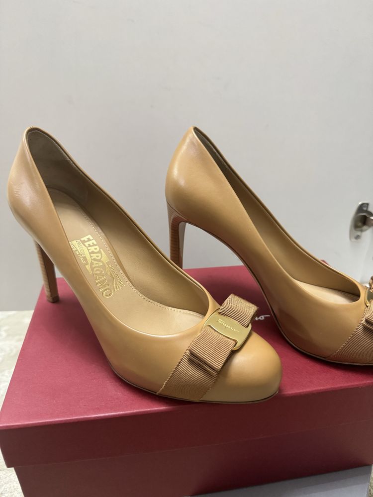Туфли Salvatore Ferragamo