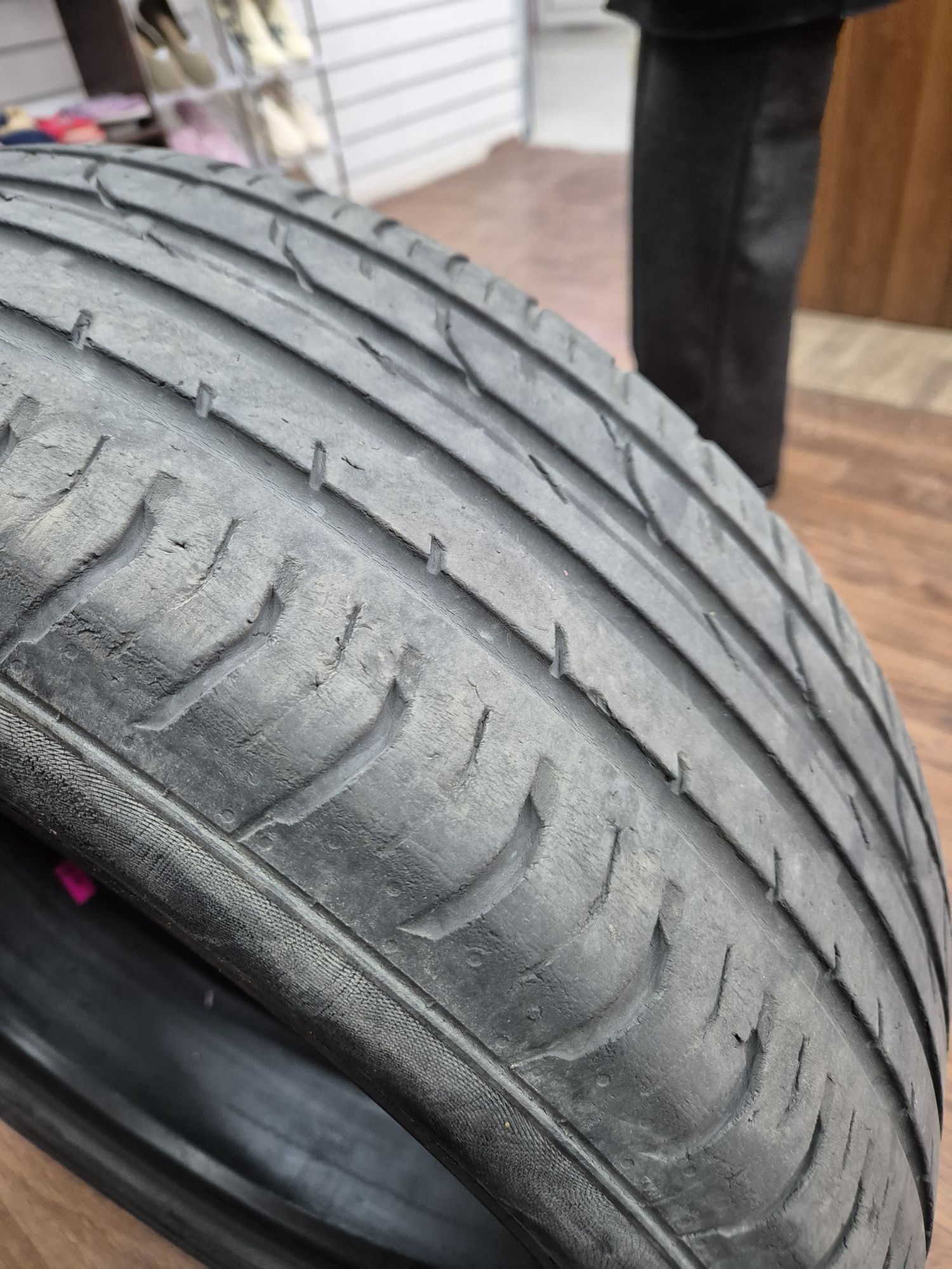 Продам шину 215/55/R18. CONTINENTAL Лето 1шт