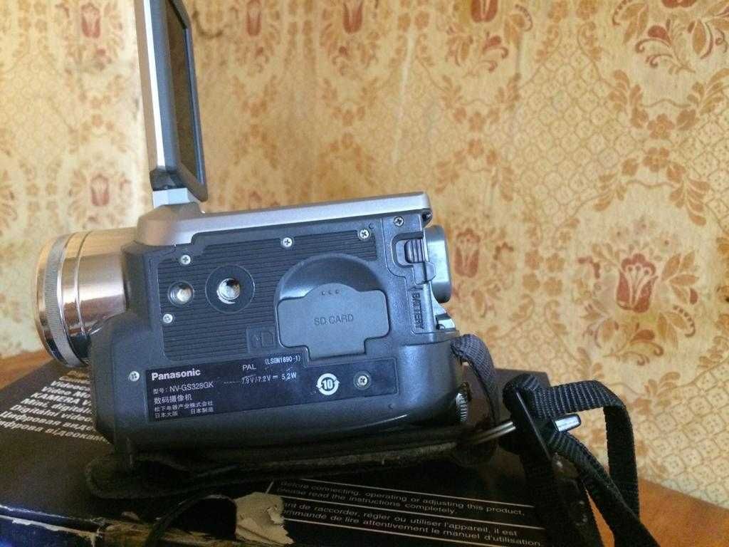 Продам цифровую видоекамеру Panasonic NV-GS 328GK