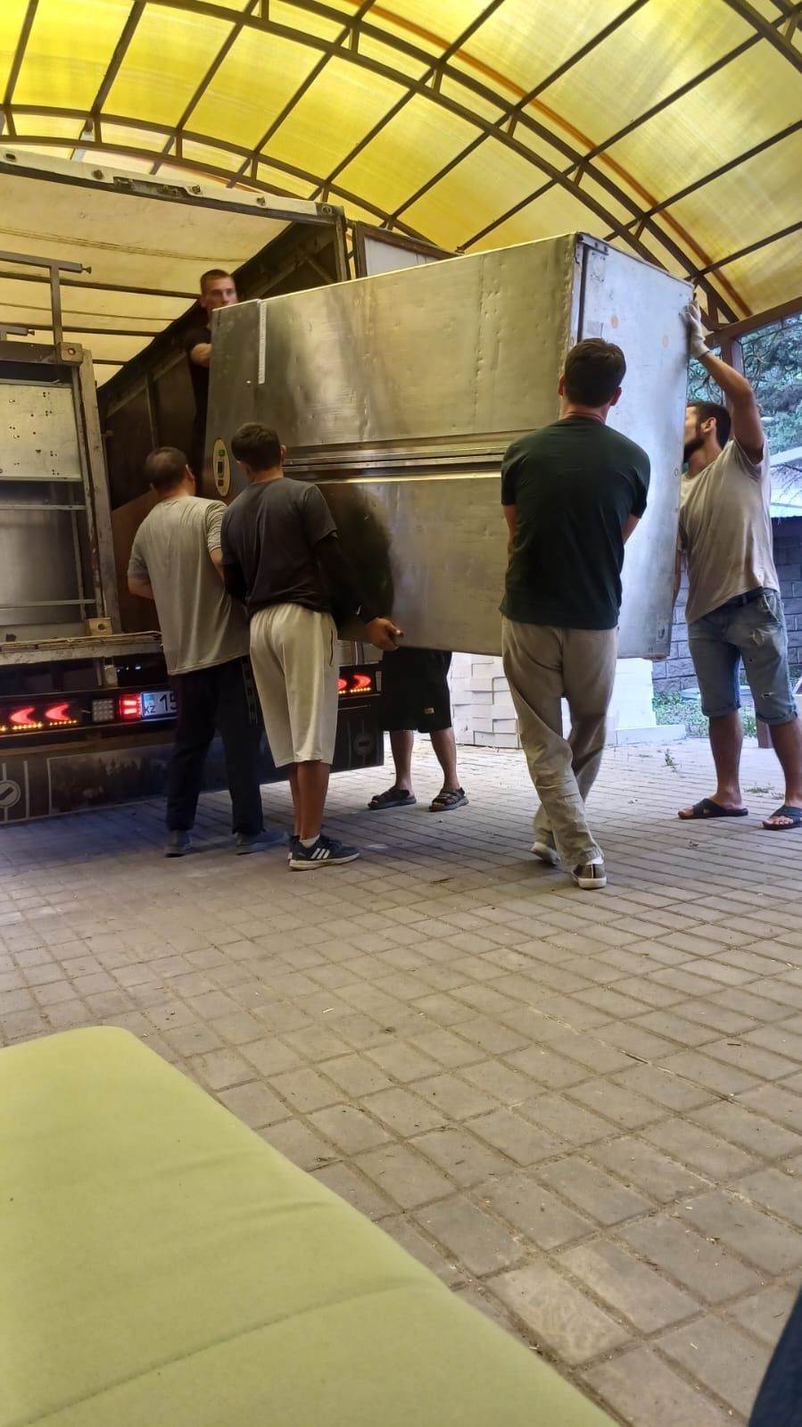 Услуги Грузчики от 3500