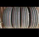 Новая резина 195/65 R15 Viatti stada2 4 баллона