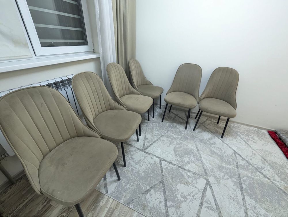 Продам стулья срочно