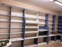 Продам стеллажи и полки для магазина