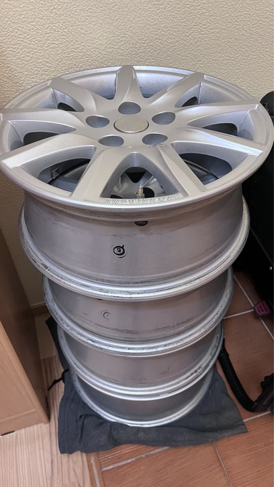 Продам диски камри 50 2013г, r16, оригинал