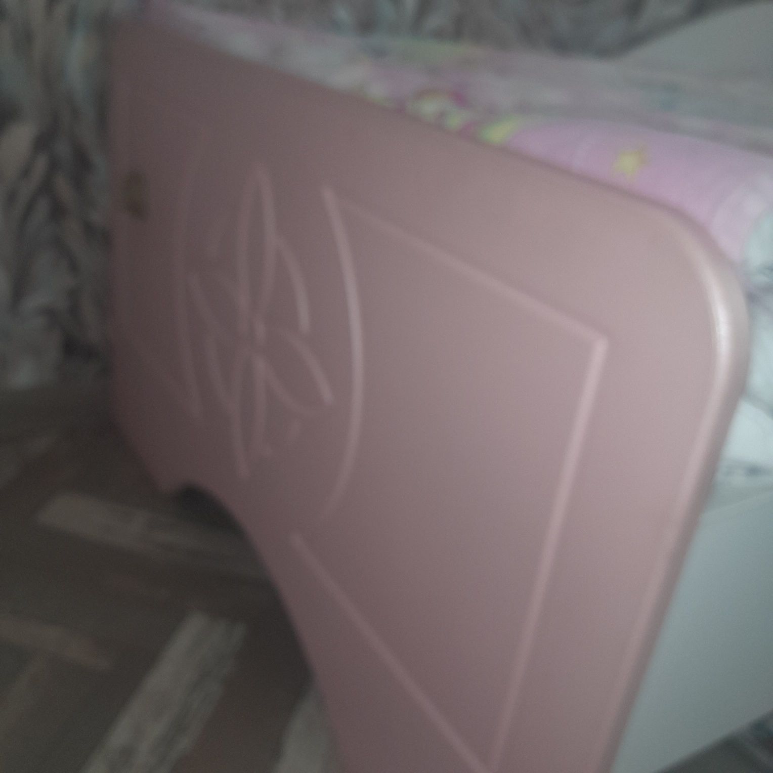 Продам детскую кровать.