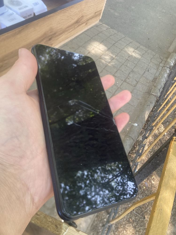 Продам Vivo V2026