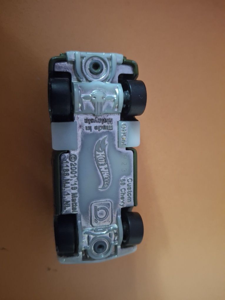 Hot Weels Custom '69 Chevy GHC40 есть торг