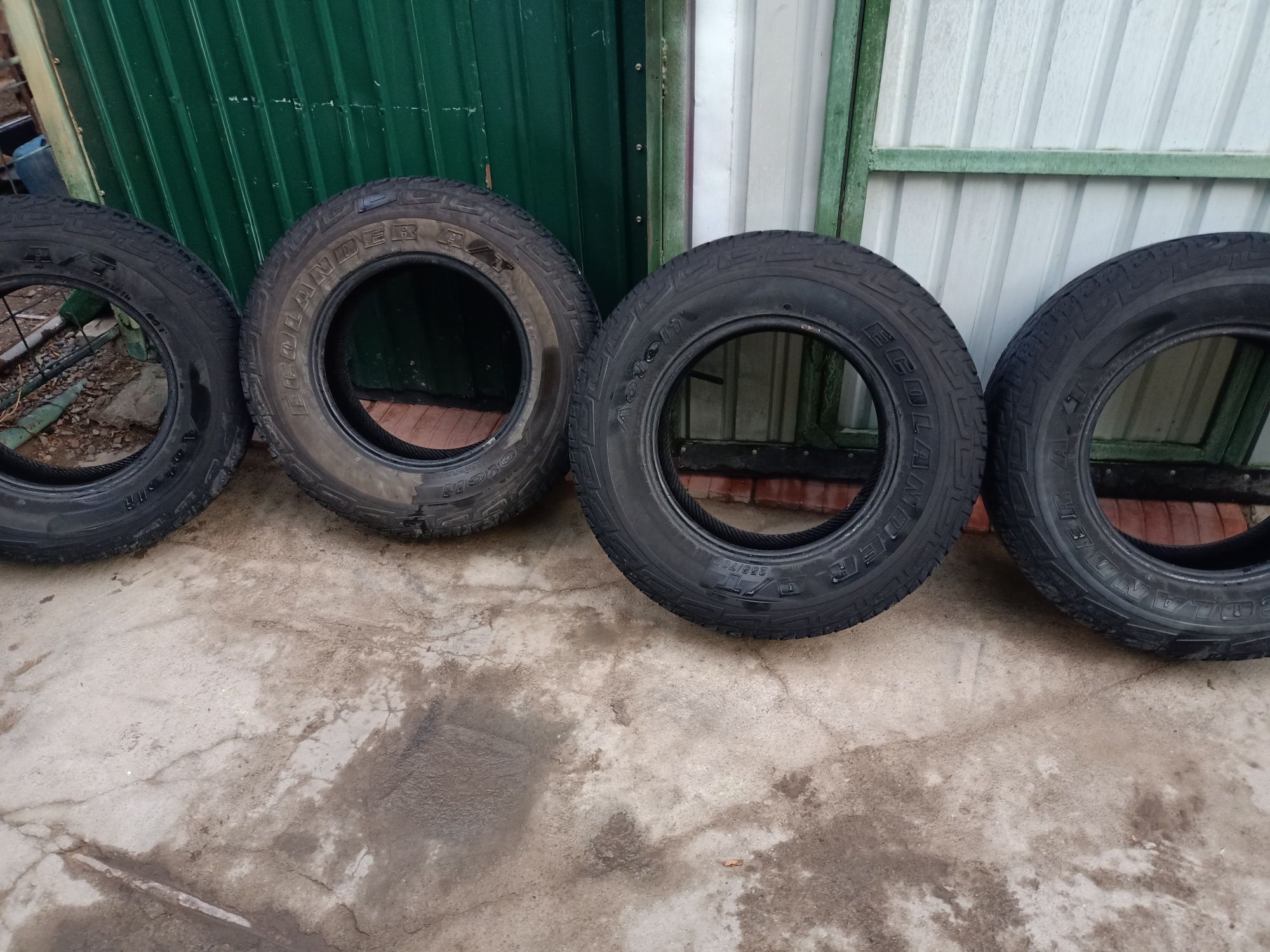 Шины  255/70/R16