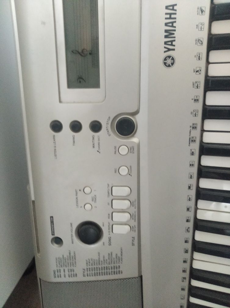 Синтезатор yamaha psr e313