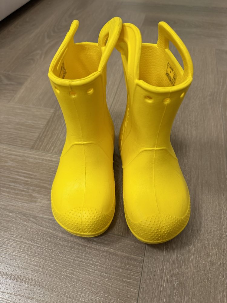 Сапоги crocs c9 деми фиолет/ Сапоги crocs c9 на дождь осень желтые