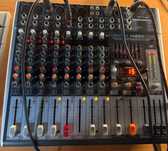 Benringer X1222USG