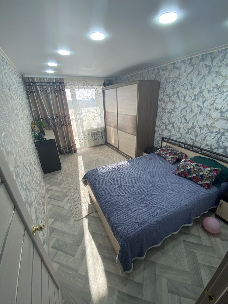 Продам квартиру жукова 21-45