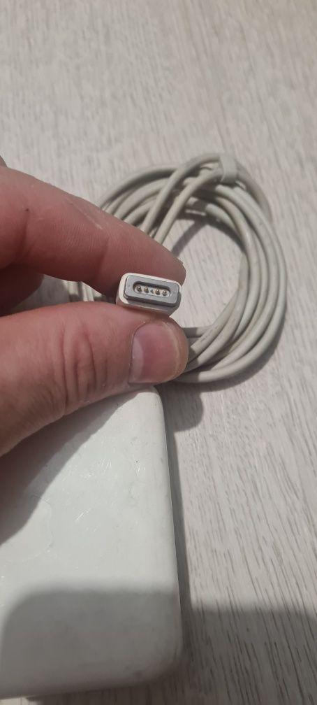 Блок питания для Apple macbook pro 13"