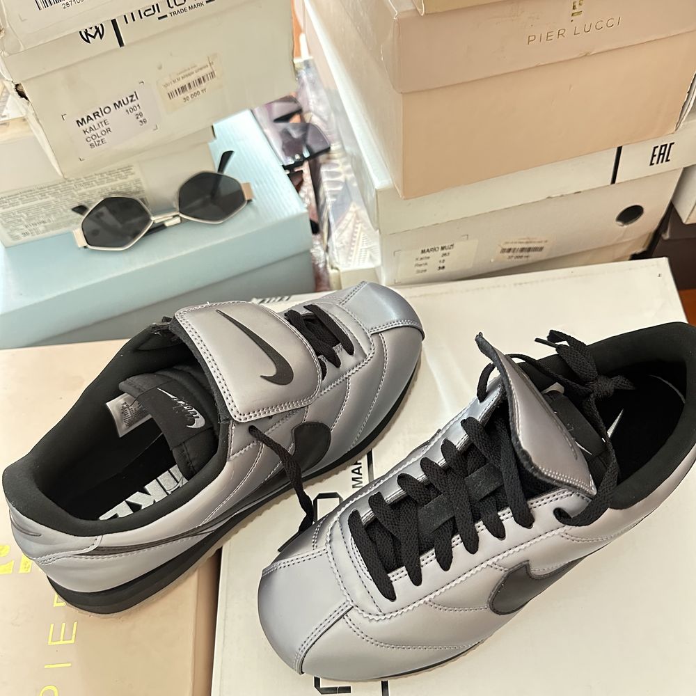 Красовки nike оригинал из Франции