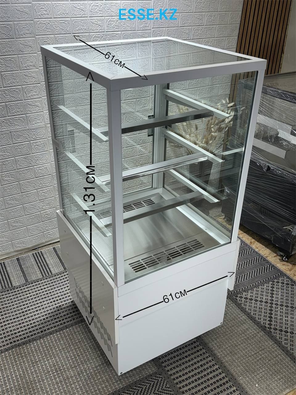 Кондитерский холодильник