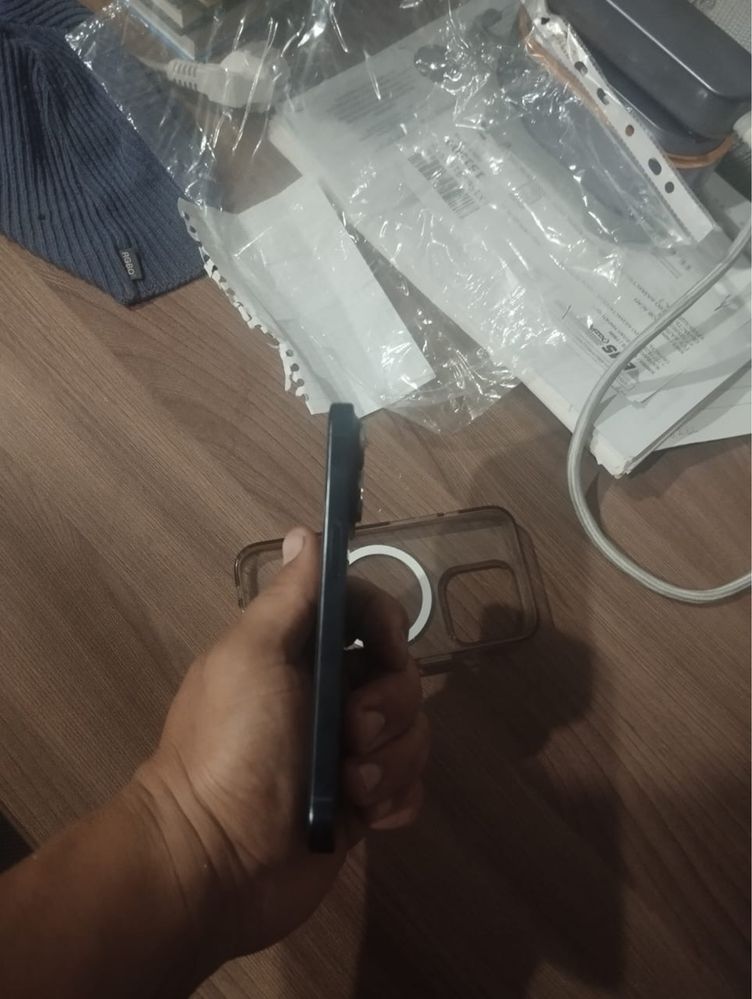 iPhone 15 pro 256 g