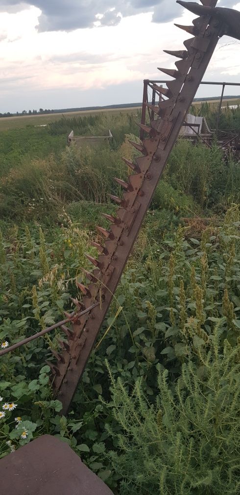 Продам трактор Т25