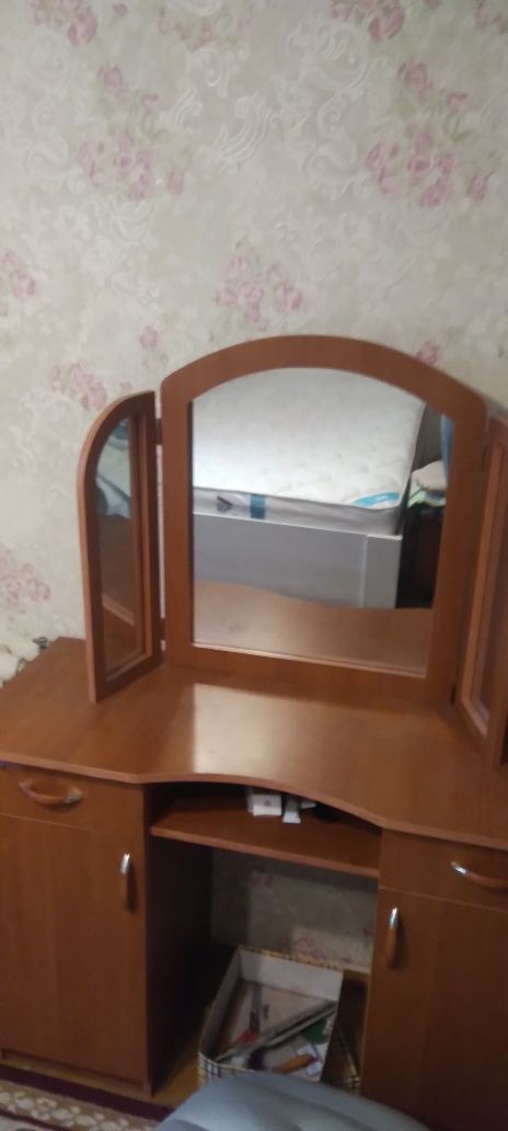 Продам мебель б/у в хорошем состоянии недорого