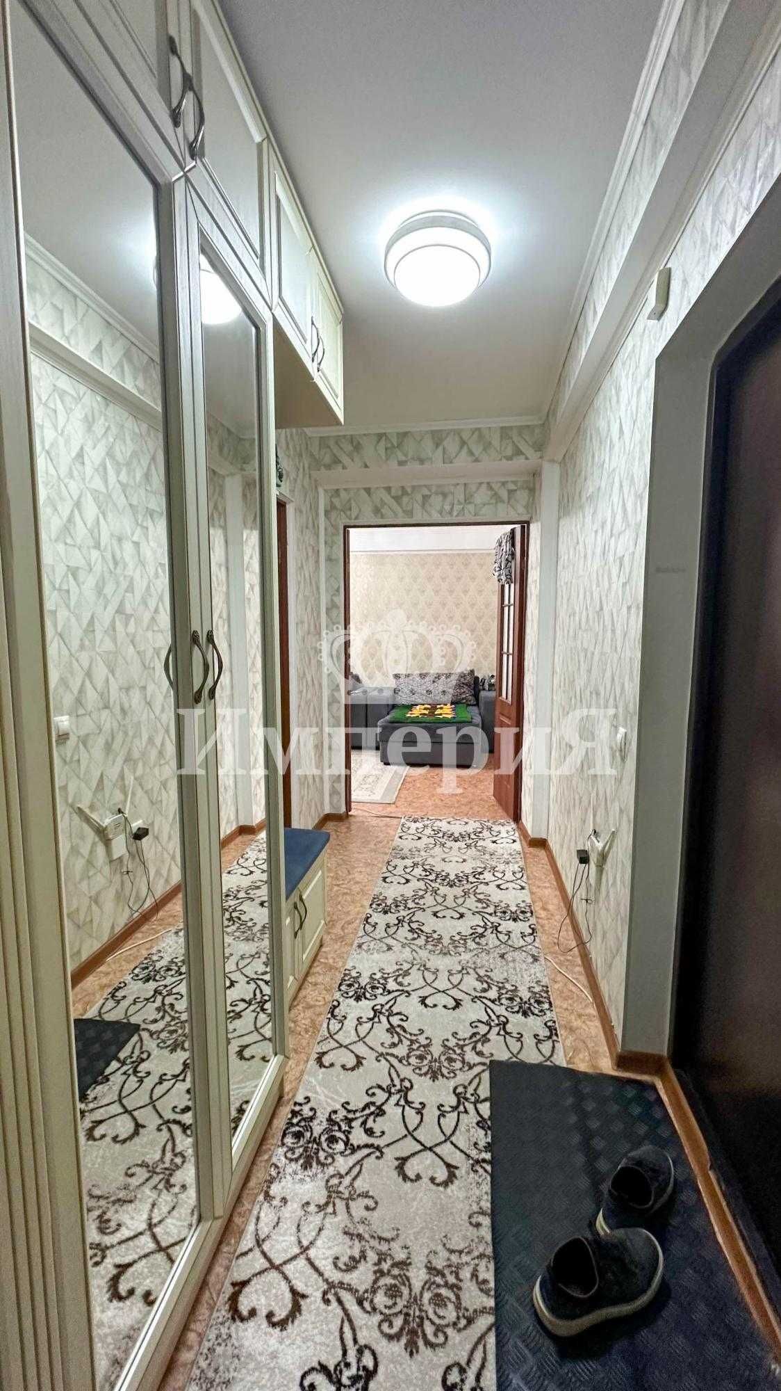 Продам 2 ком 8 мкр Айжан Империя