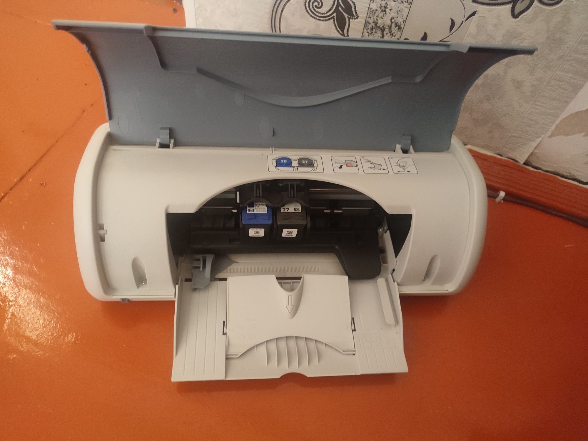 Принтер цветной Hp