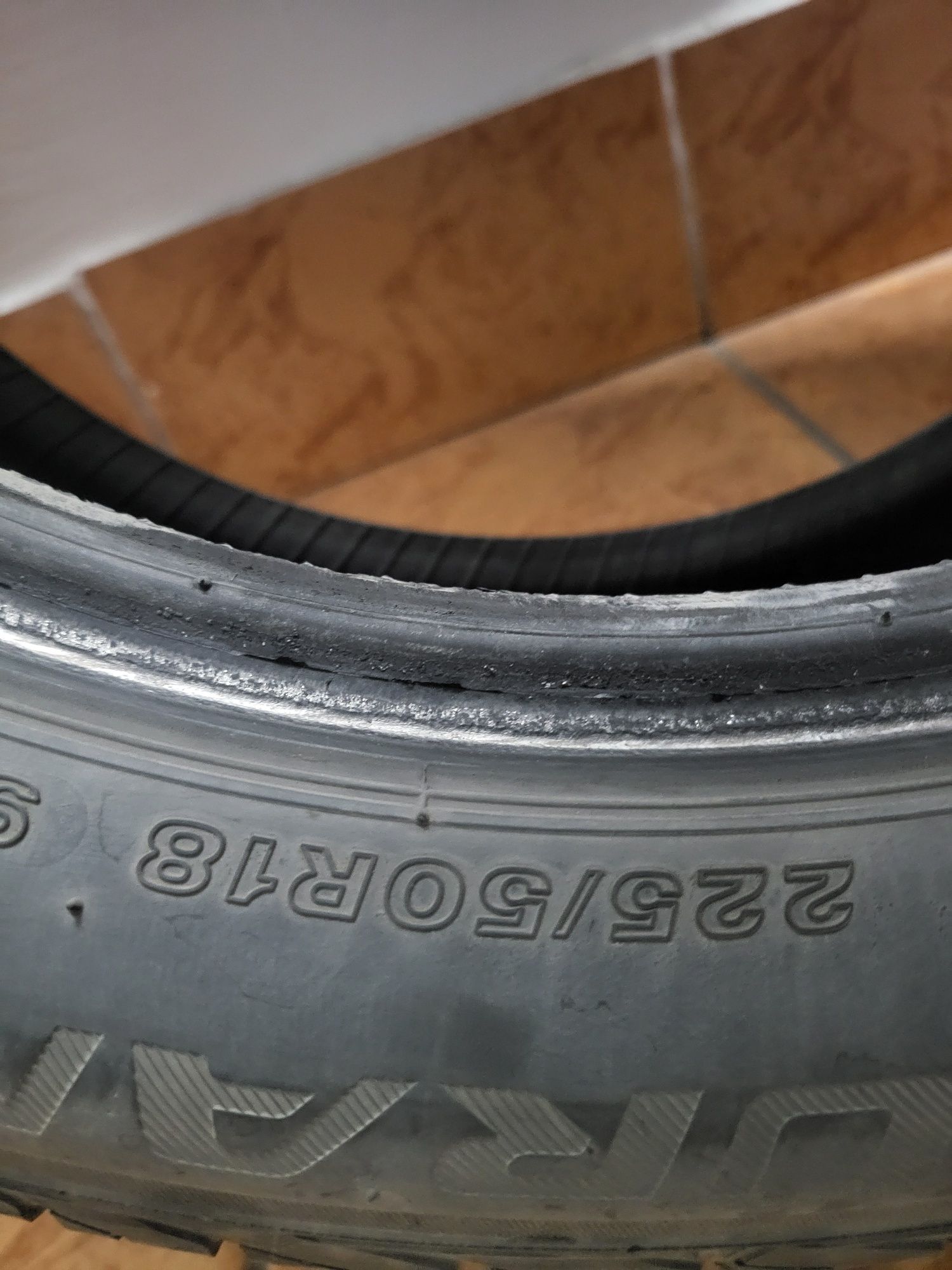Продам шину Bridgestone