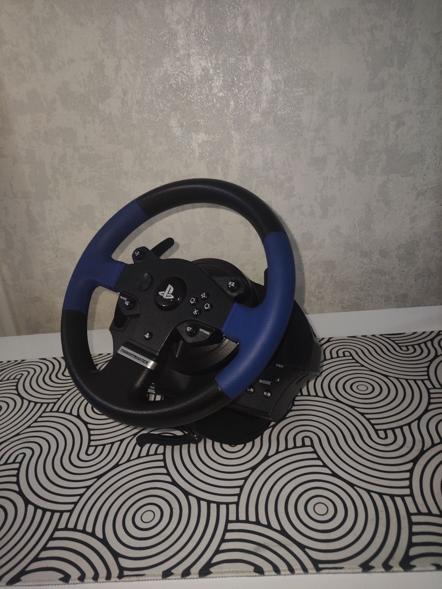 продам игровой руль thrustmaster t150
