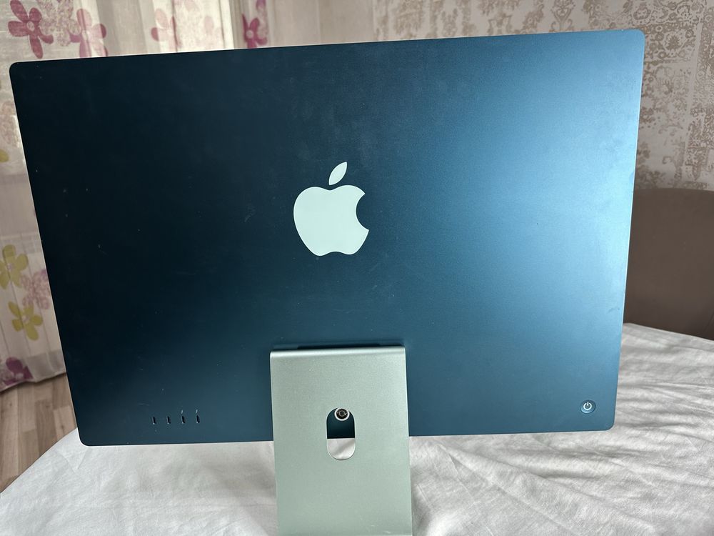 Imac m1 2021 клавы и мышки нет,надо установить Mac os