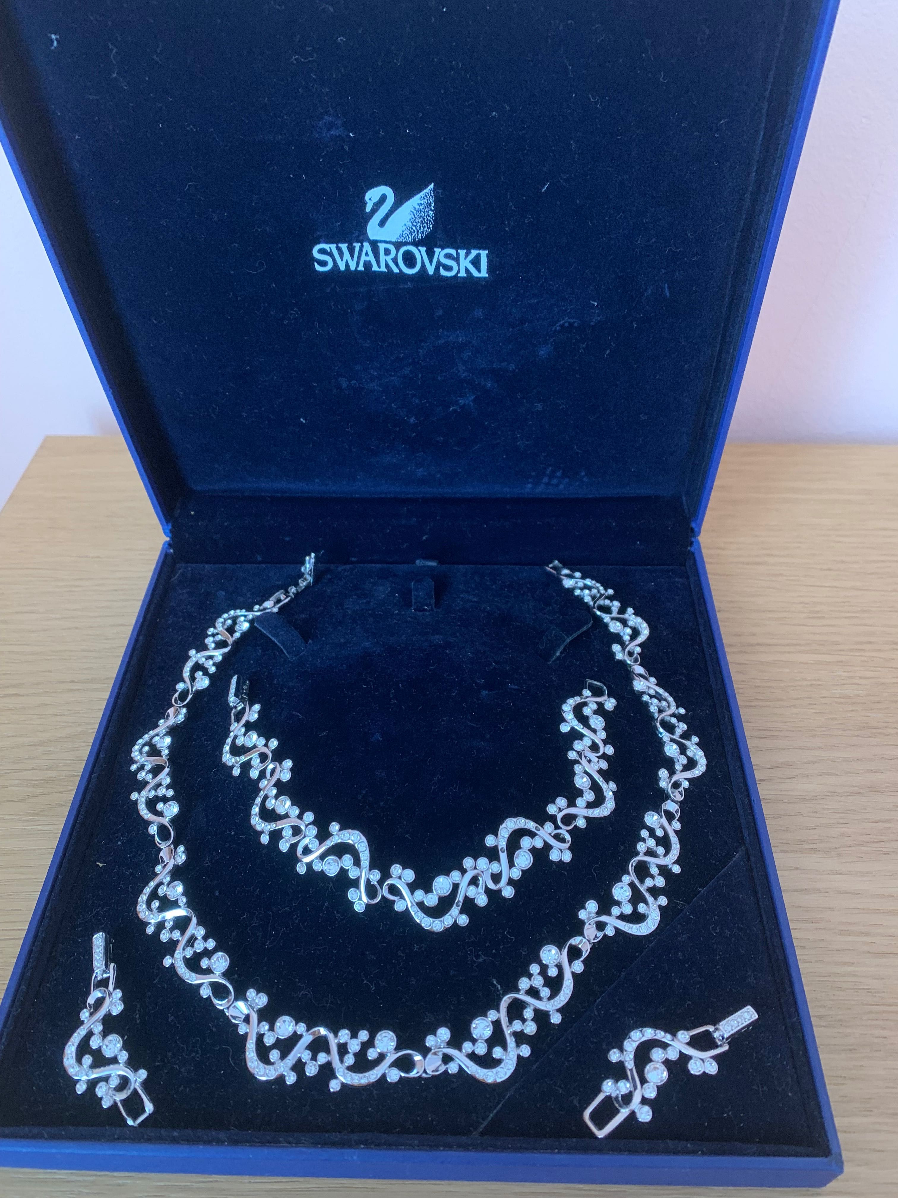 Оригинал Набор Swarovski колье и браслет.