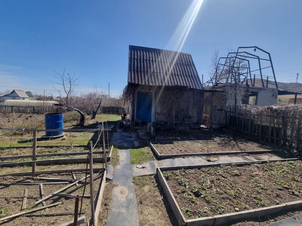 Продается дача 10соток земли