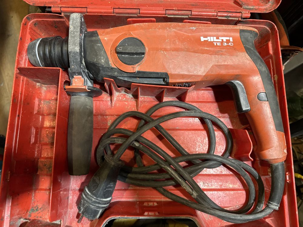 Продам набор инструментов HILTI ХИЛТИ , BOSCH, MAKITA, DEWALT алмазный