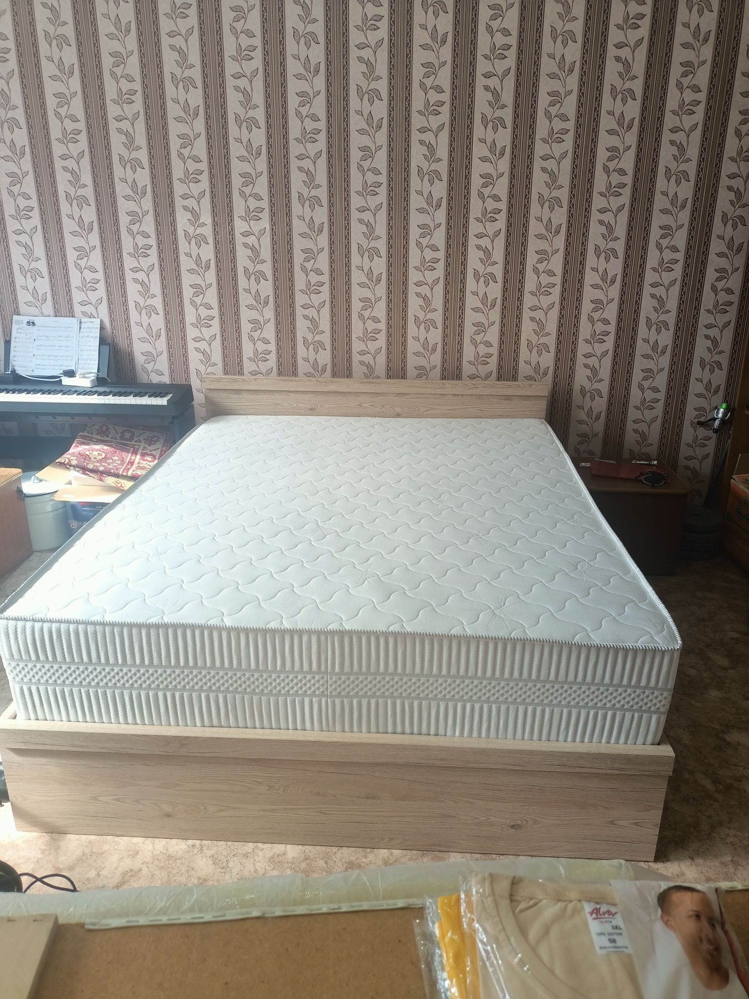 Продам матрас в отличном состоянии