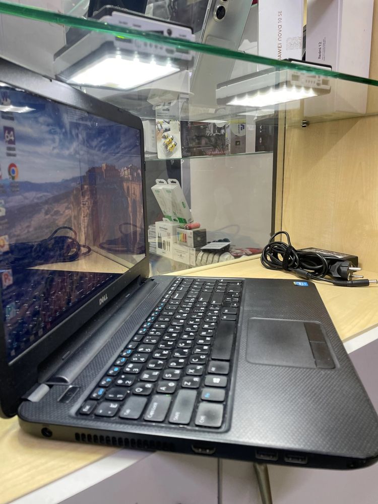 Ноутбук Ноутбук Dell P28F