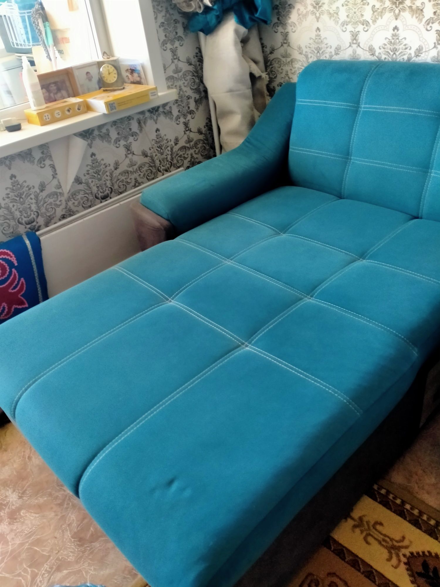 Продам диван в хорошем состояние, торг есть