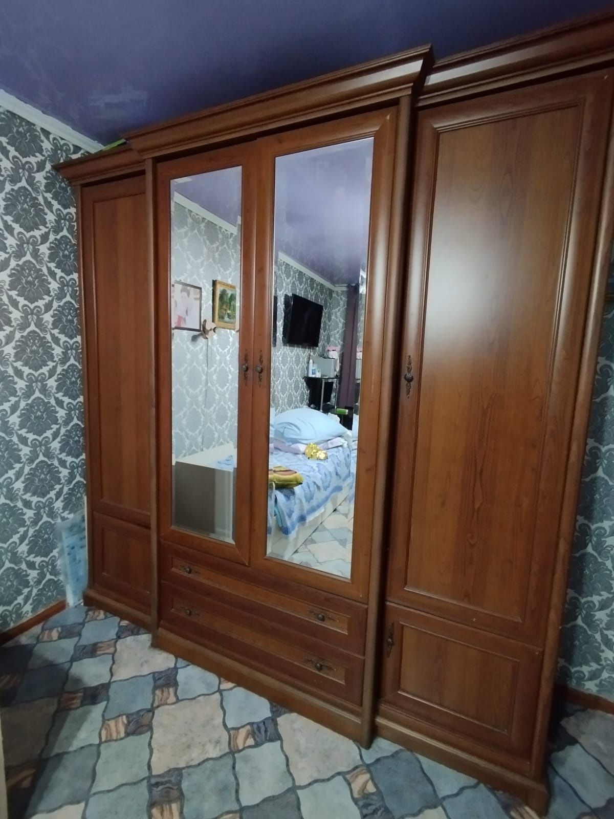 Продам шкаф для одежды