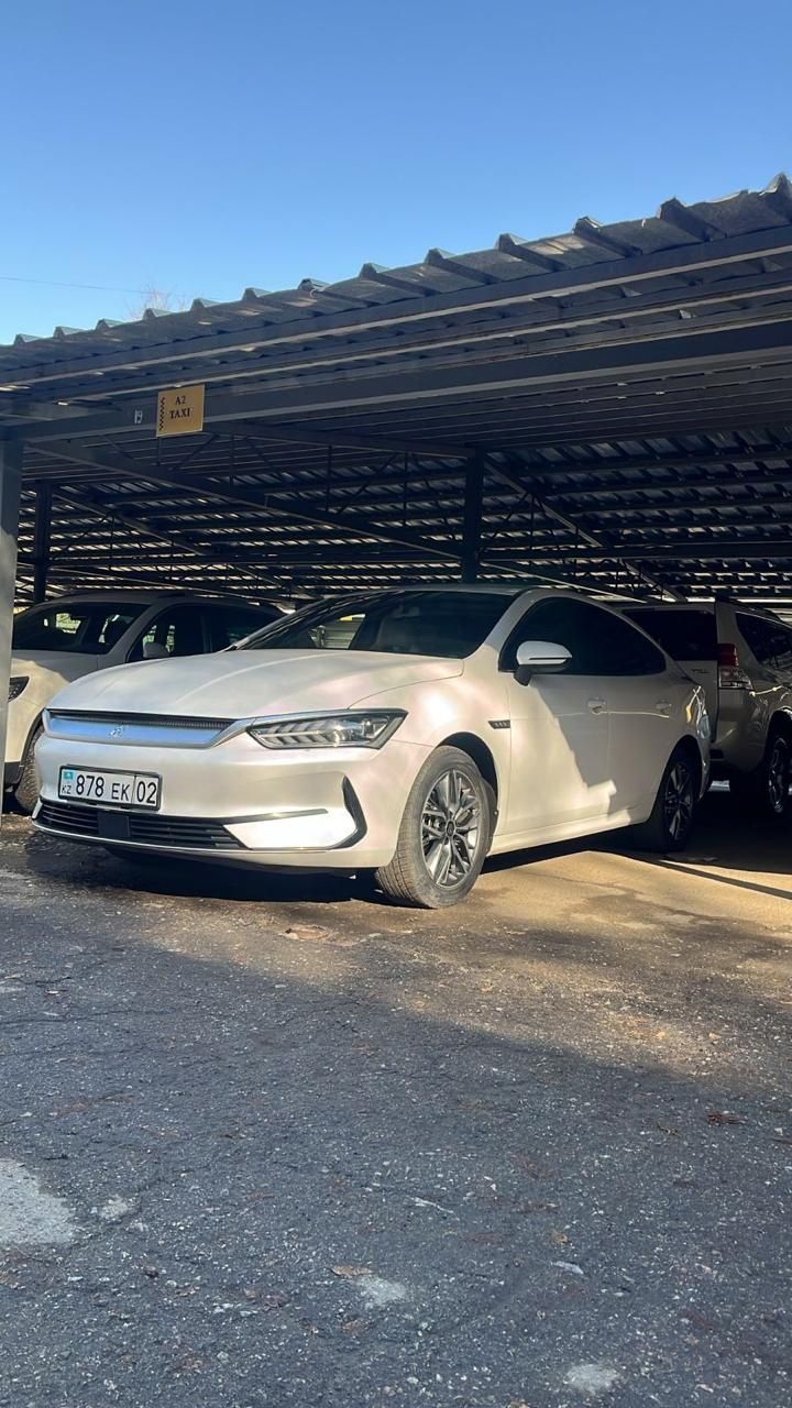 Под таксовку аренда авто.  От 13.000 тг/сутки