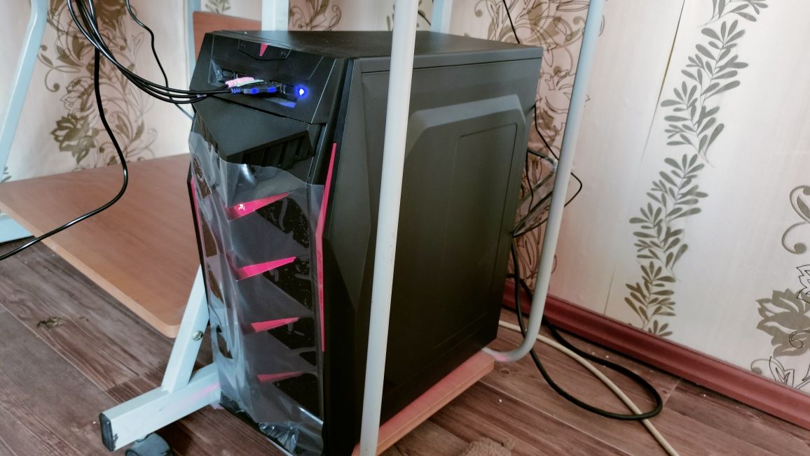 Срочно и цена окончательная!!! Игровой компьютер