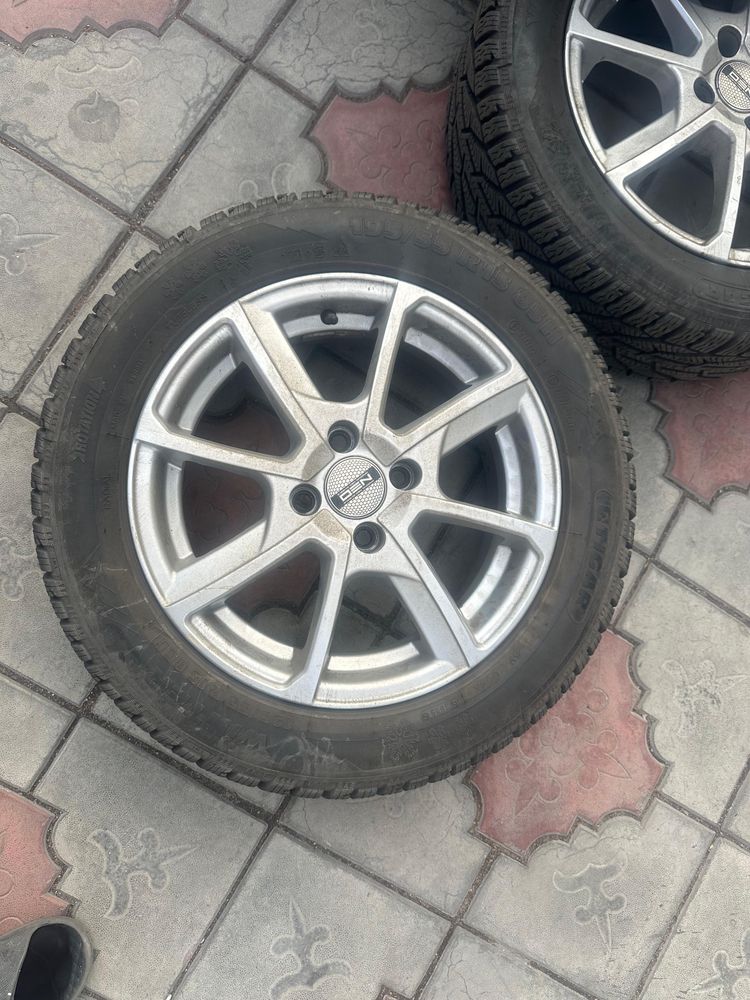 Диск с резиной акцент