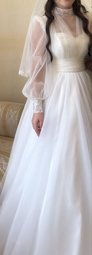 Продам свадебное платье купленный в Айя!!!