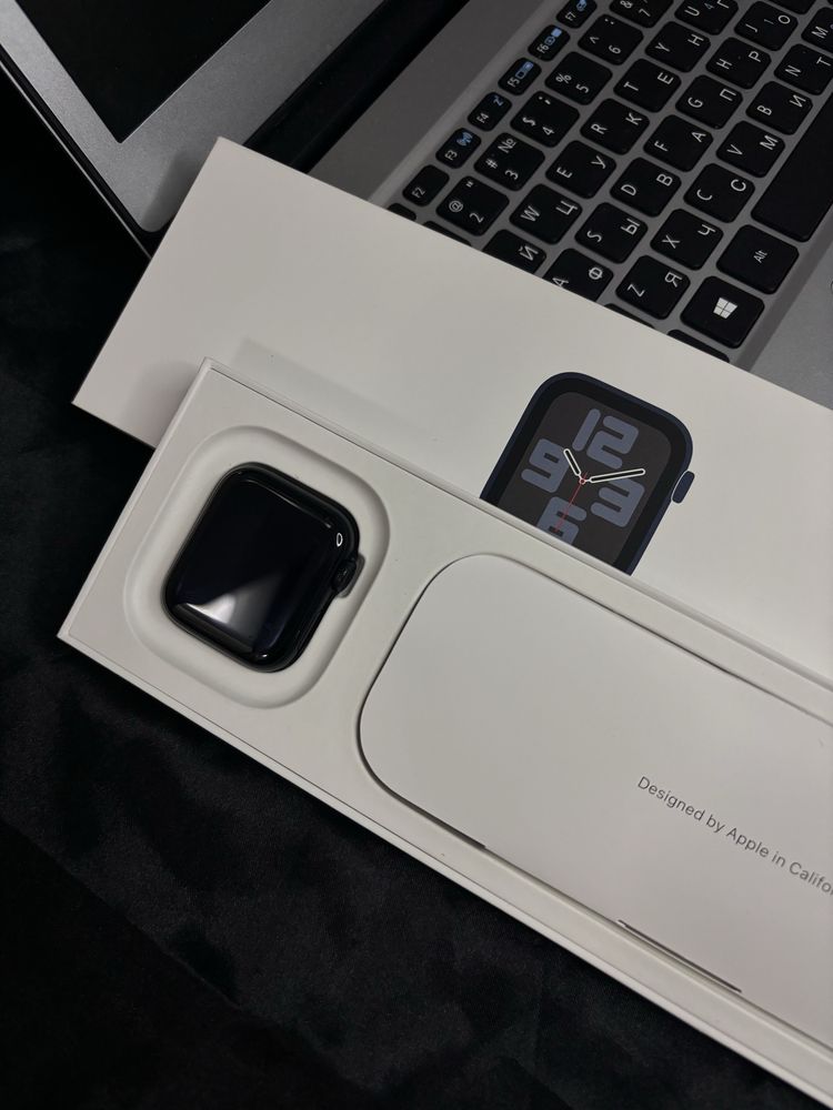 Apple Watch Se 2nd Gen 40mm/100%/Рассрочка 0-0-24/Red/Актив Ломбард