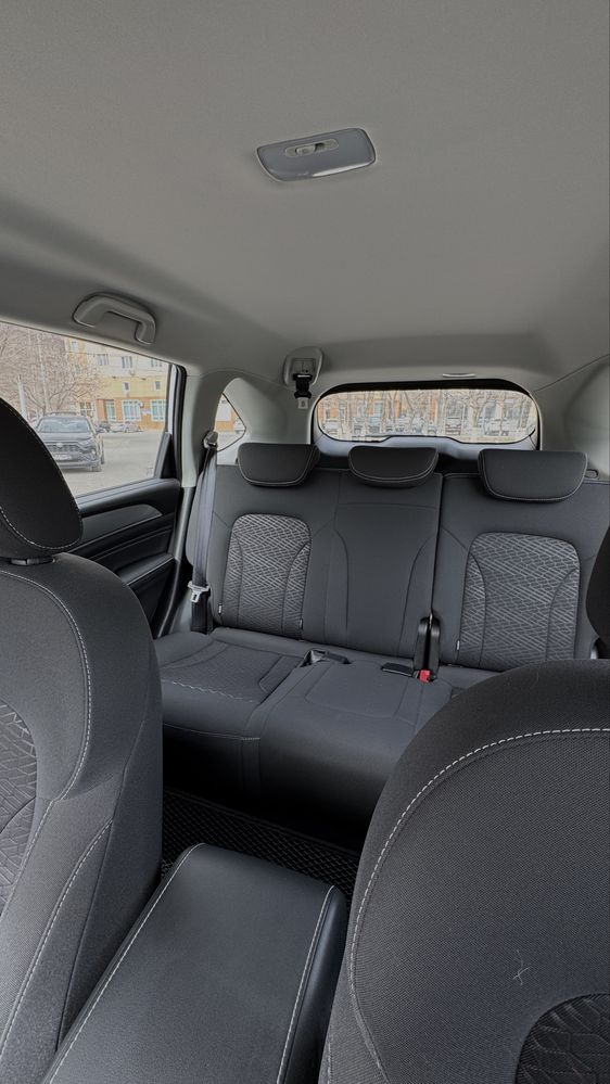 Кроссовер Haval M6. Elite