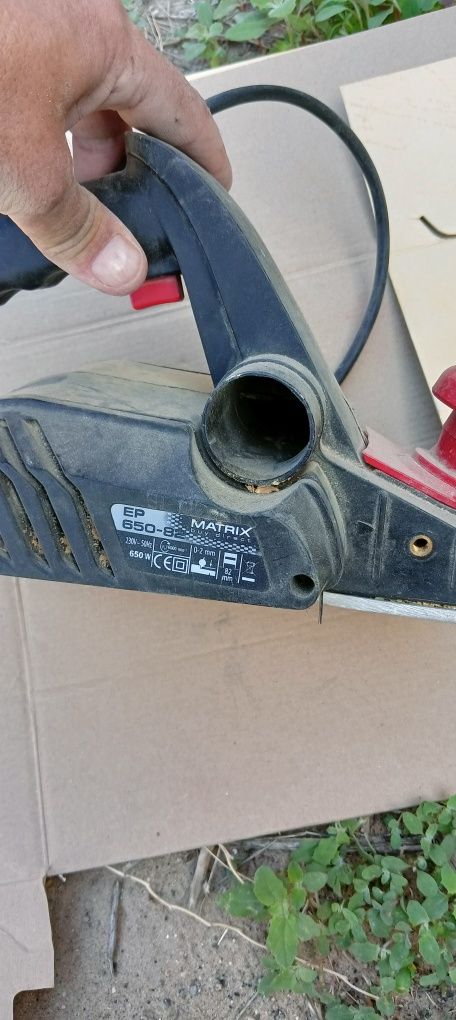 Електрорубанок Matrix  ep 650-82