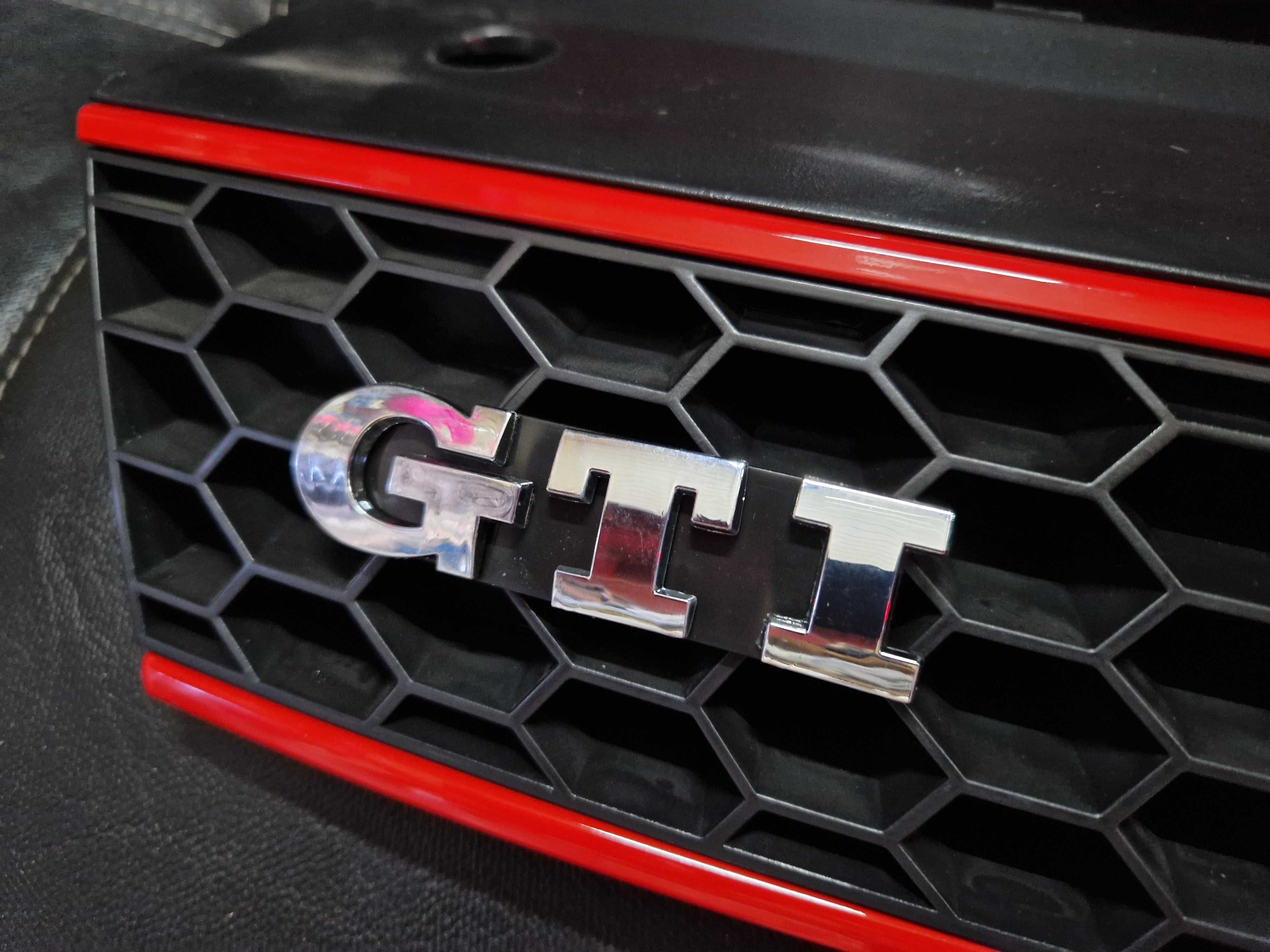 Решетка радиатора Volkswagen Polo GTI радиатора в наличии новая