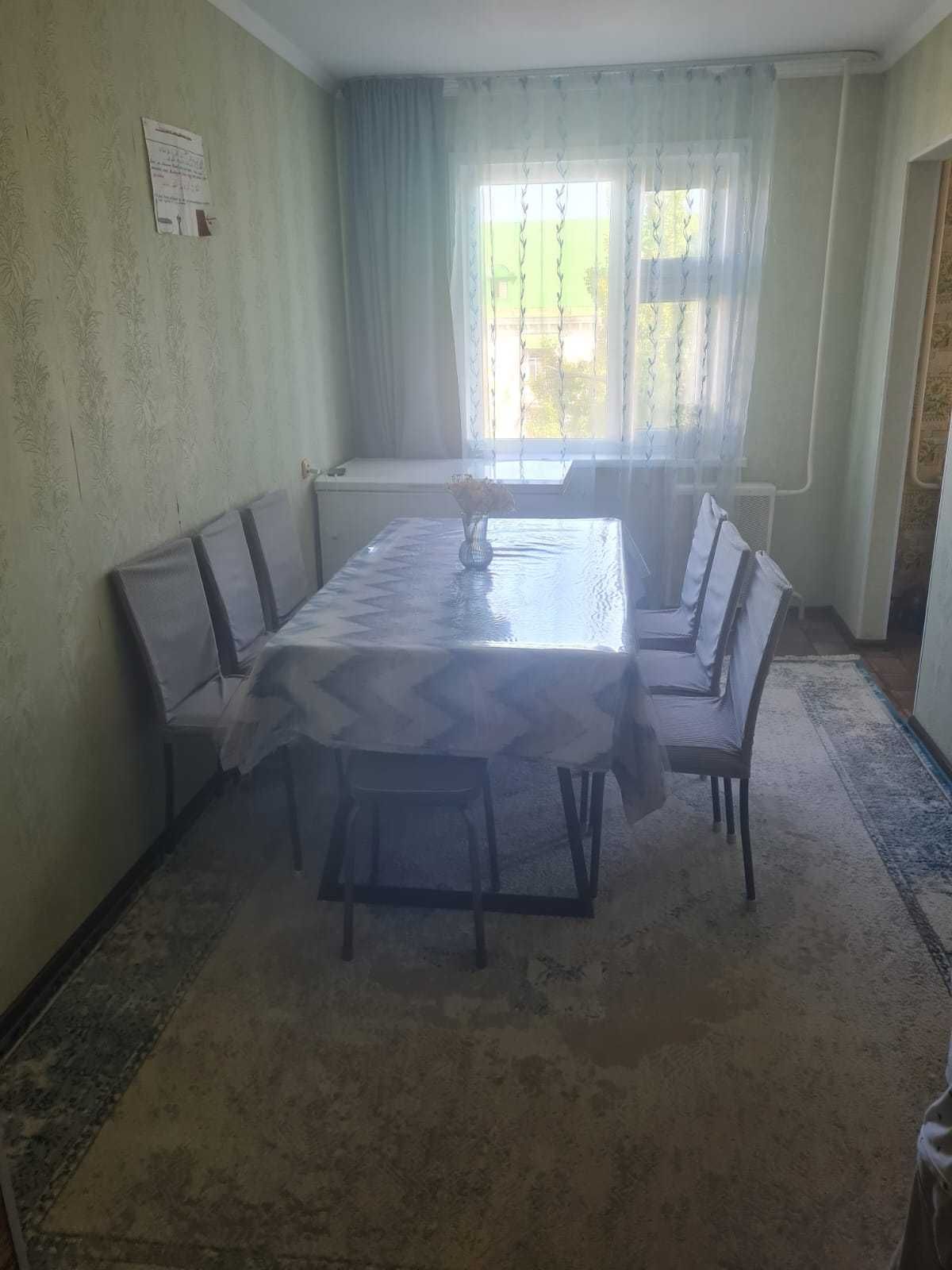 Сатылымда 4 бөлмелі пәтер Абай даңғылы 52, Продается 4х комнатная кв.