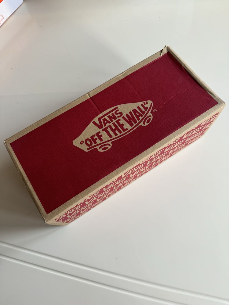 Слипоны Vans в хорошем состоянии