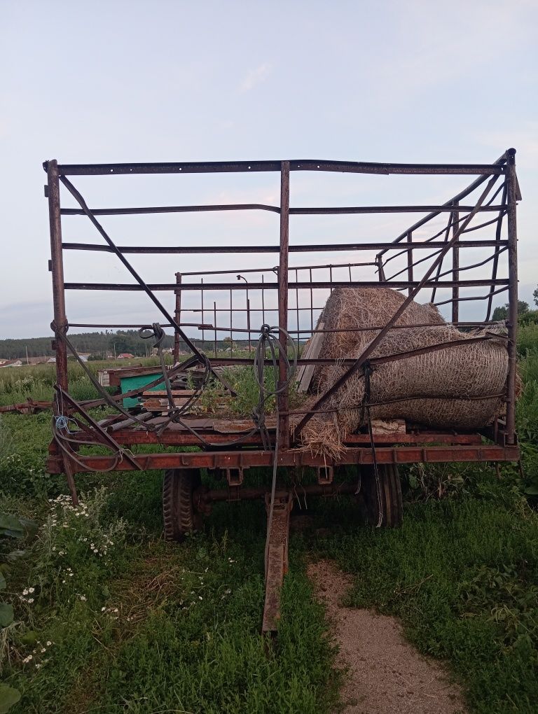 Телега сеновозка.