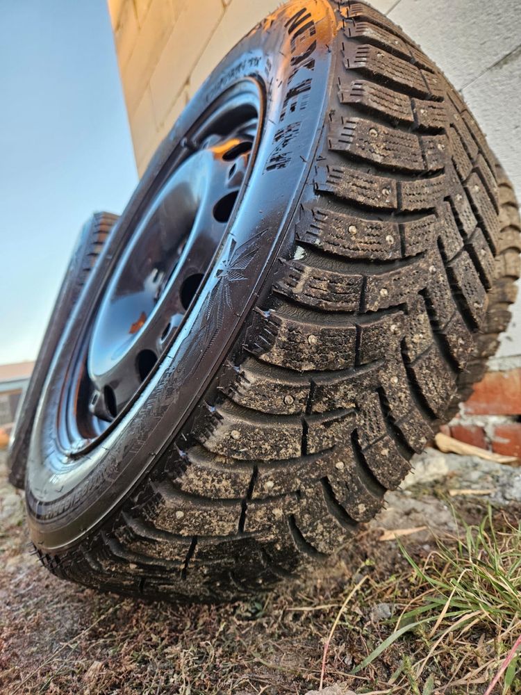 Резина 185/65 R15 - 4 баллона с дисками