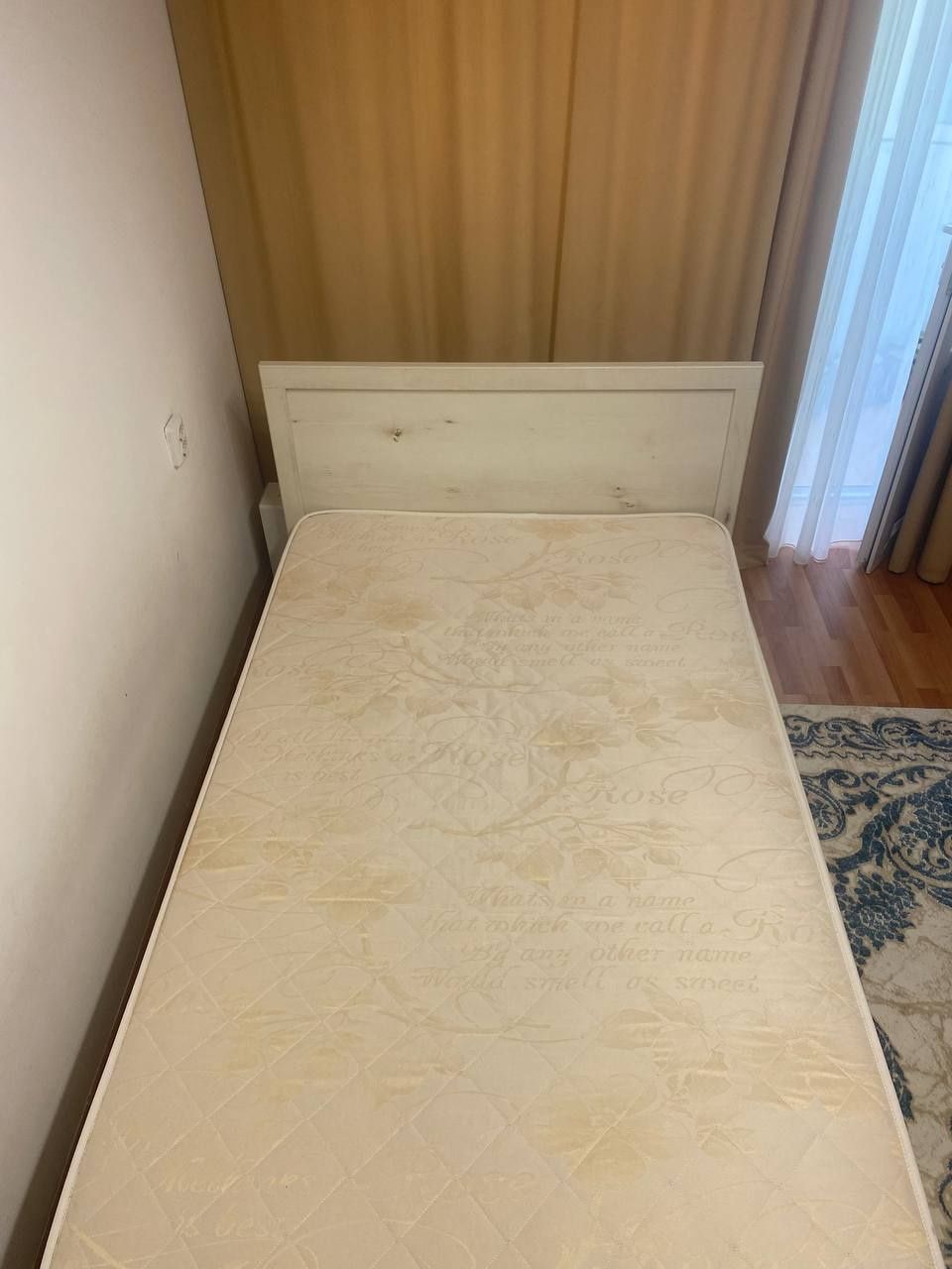 Кровать 1.5 (205sm, 125sm) В отличном состоянии!