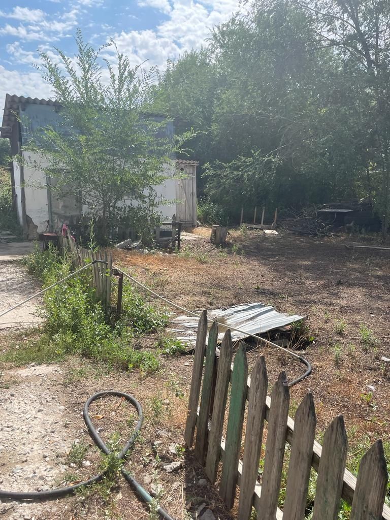 Продам дом.состояние среднее.есть дом.телефон