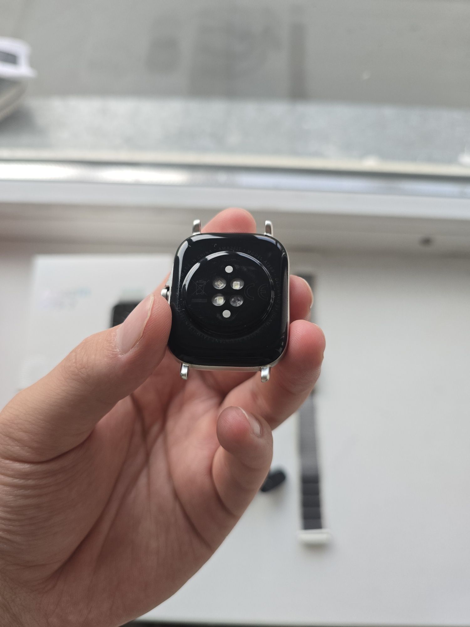 Продам смарт часы Amazfit GTS 2